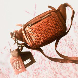 Anthropologie Vilenca Holland Cognac Woven Leather Nur Belt Bag Boho NWT